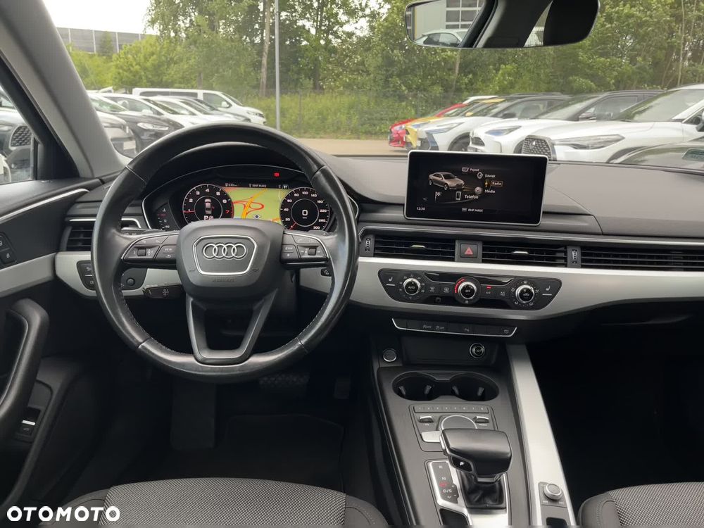Audi A4 Limousine 1.4 TFSI Sport S tronic - 12