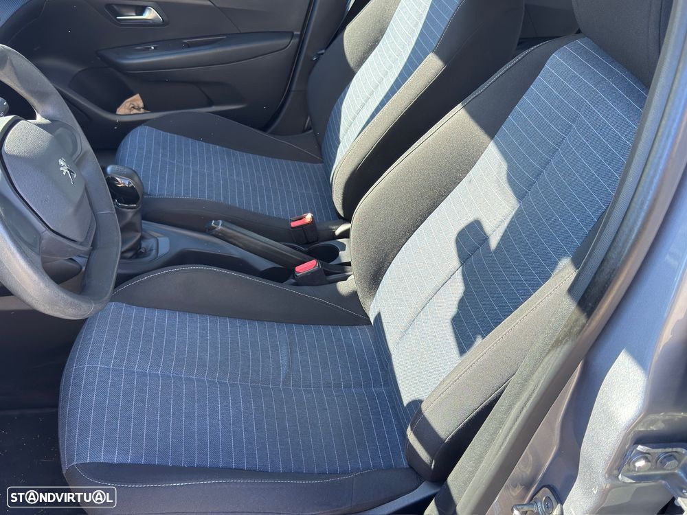 Peugeot 208 1.2 PureTech Active - 10