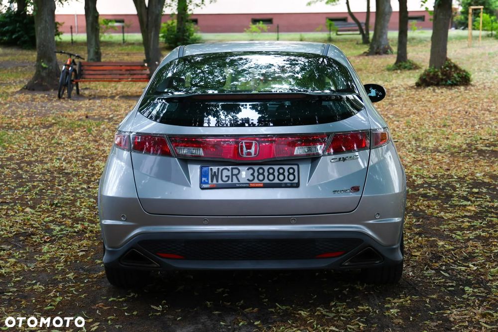 Honda Civic 1.8 TypeS - 4
