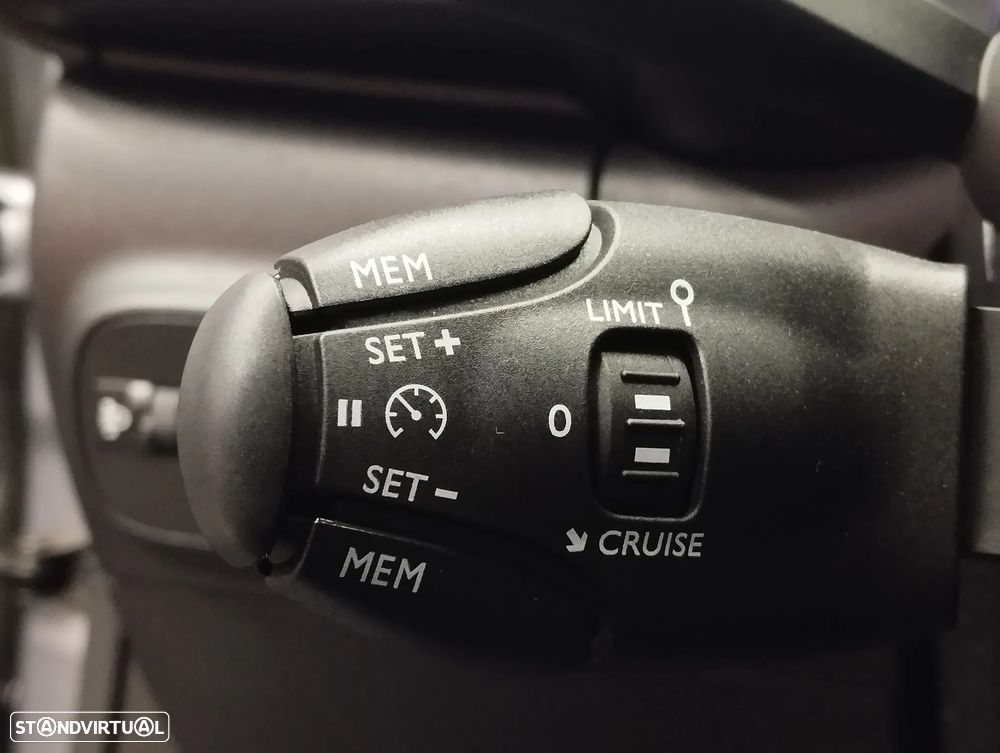 Citroën C3 1.2 PureTech C-Series - 24