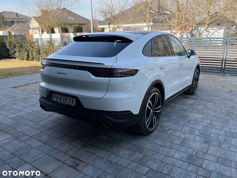 Porsche Cayenne E-Hybrid - 4