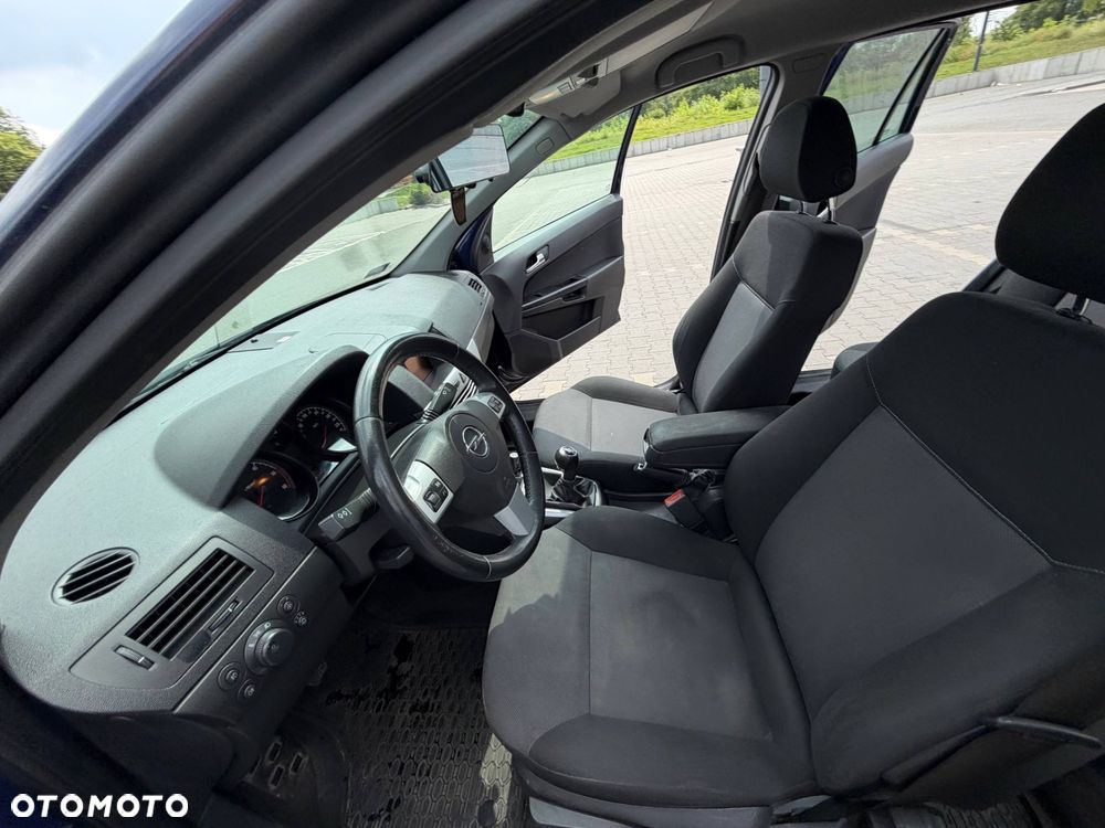 Opel Astra 1.7 CDTI - 10