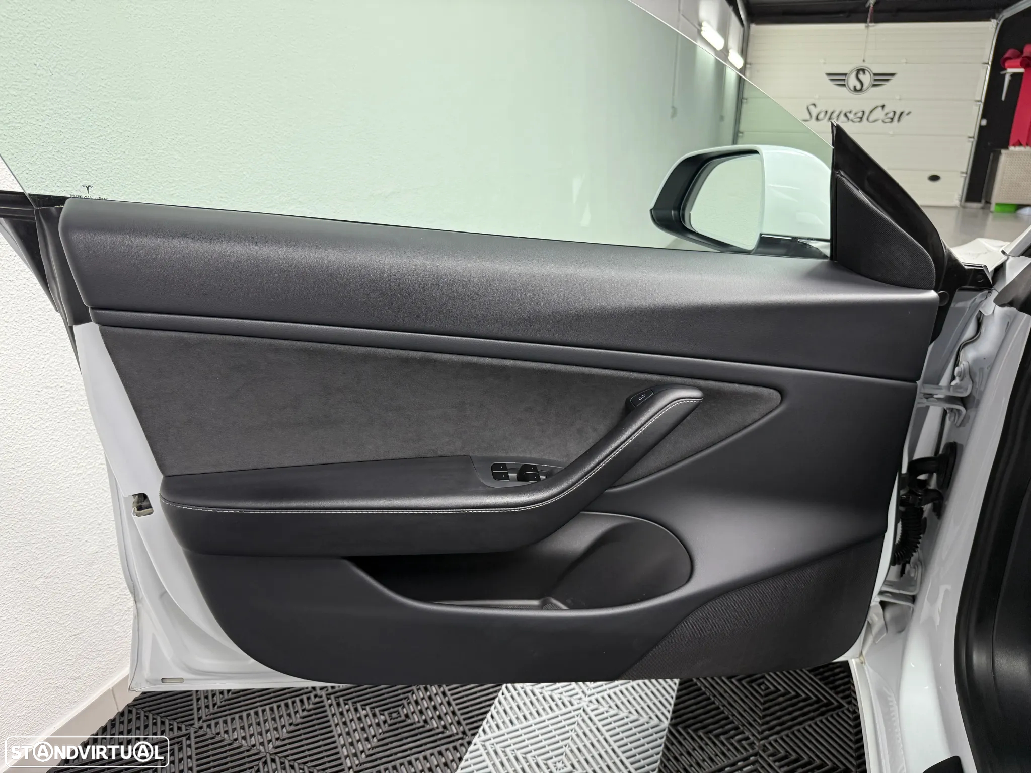 Tesla Model 3 Performance Dual Motor AWD - 26