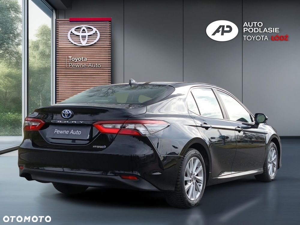 Toyota Camry 2.5 Hybrid Comfort CVT - 8