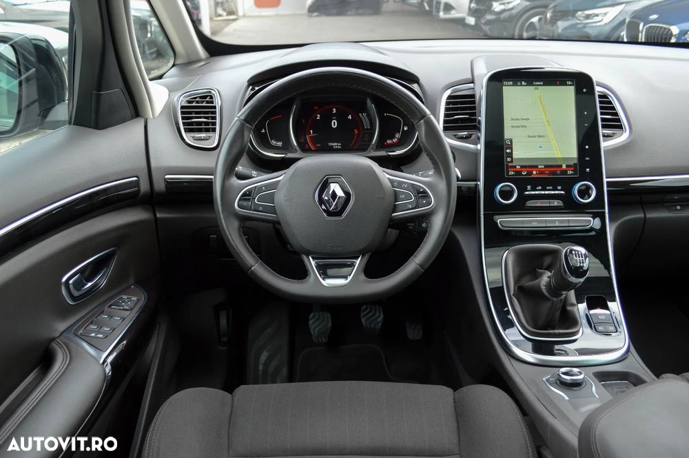 Renault Espace Energy dCi 130 Business - 29