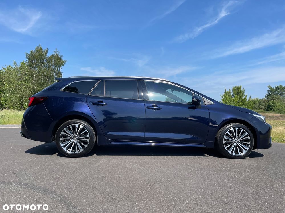 Toyota Corolla - 1