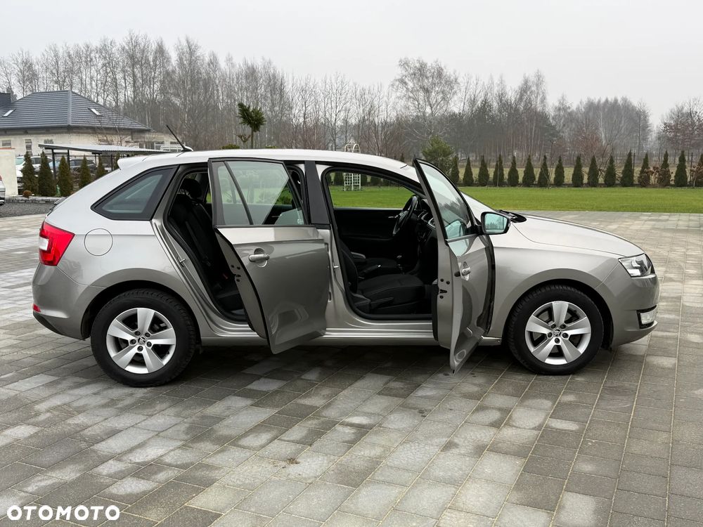 Skoda RAPID Spb 1.2 TSI Style - 19