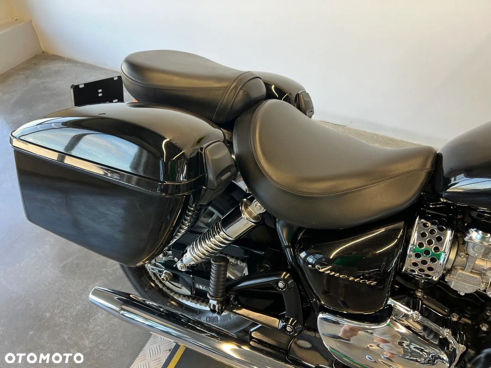 Triumph America - 30