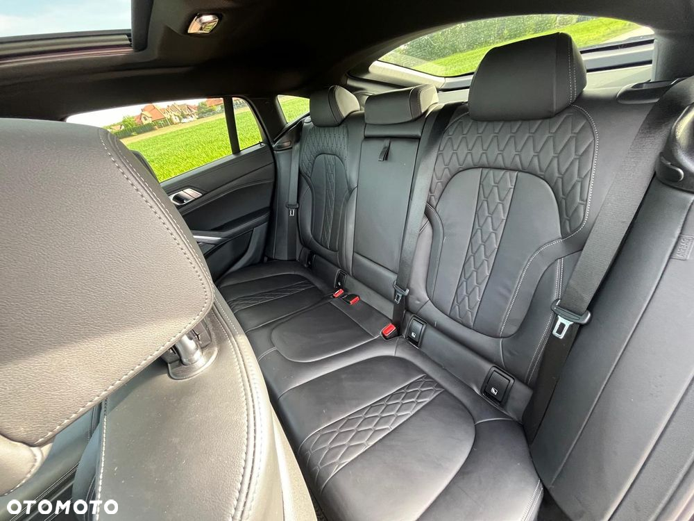 BMW X6 xDrive40i - 11