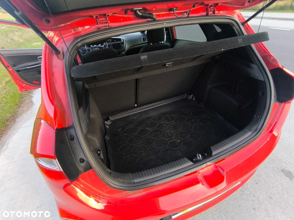 Kia Ceed Cee'd 1.6 CRDi GT Line - 25