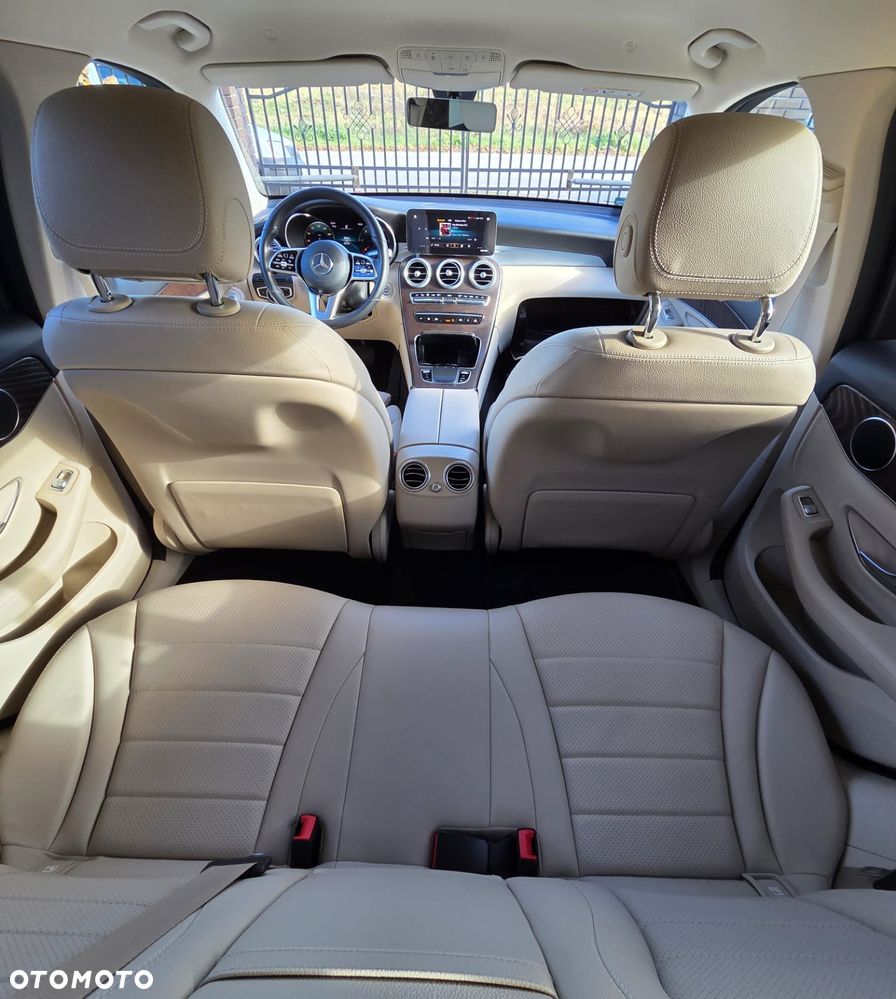 Mercedes-Benz GLC 200 d Business Edition - 26