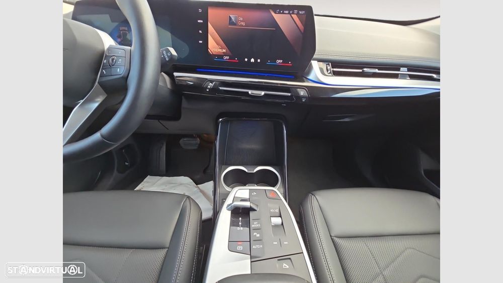 BMW ix1 eDrive20 xLine - 13