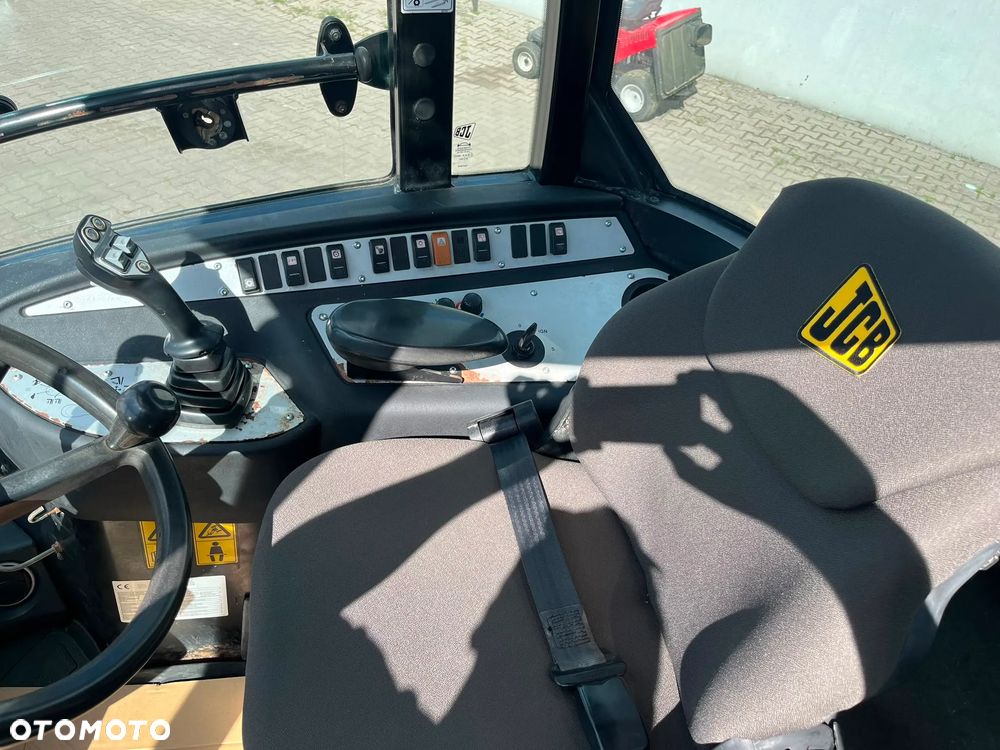 JCB TM220 FM - 14