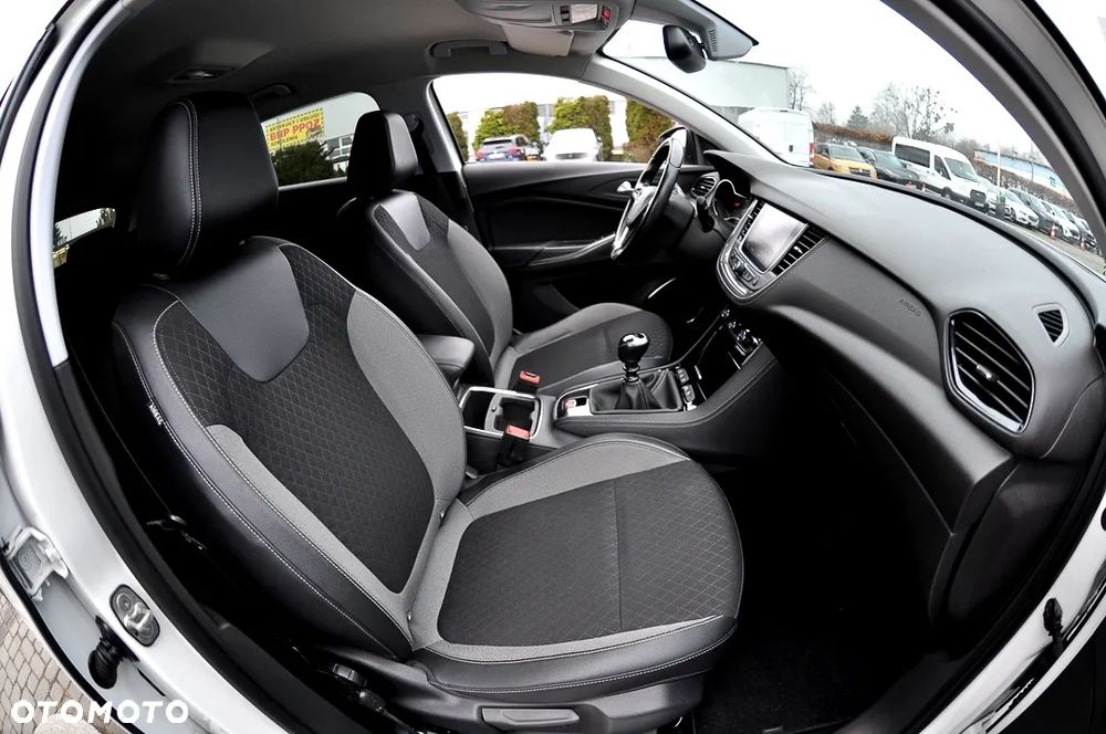 Opel Grandland X 1.2 T Innovation S&S - 21