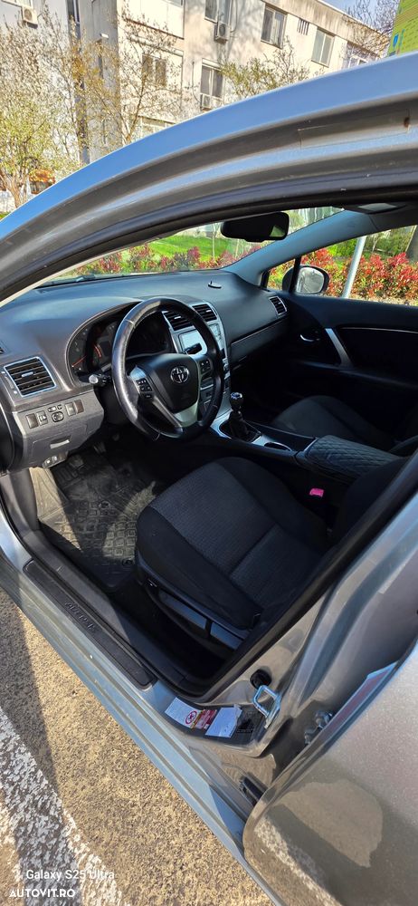 Toyota Avensis - 3