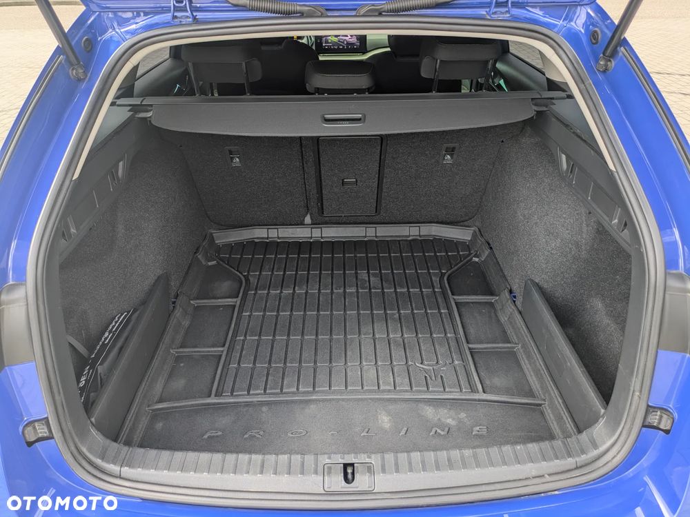 Skoda Octavia 2.0 TDI DSG Style - 25