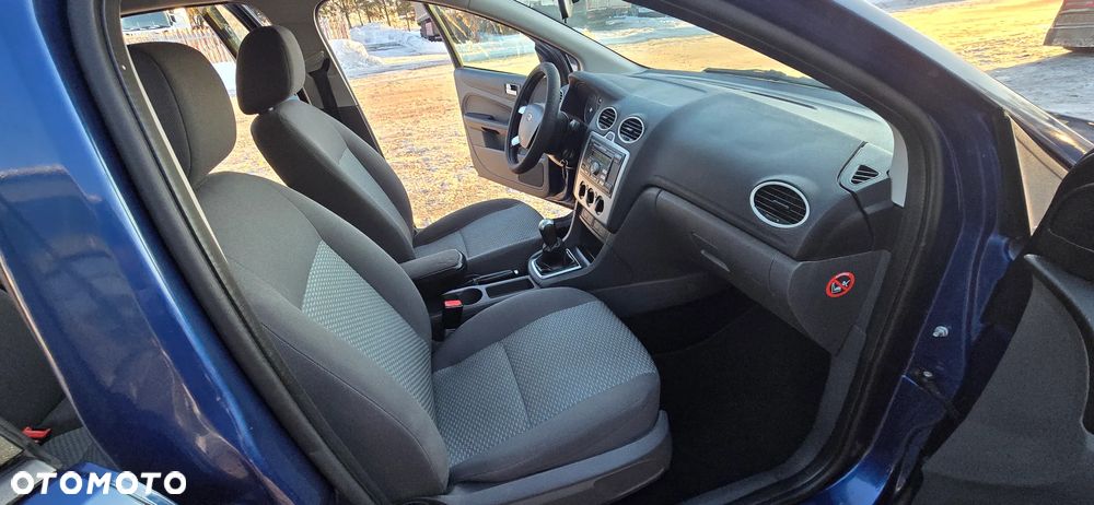 Ford Focus 1.6 16V Sport - 6
