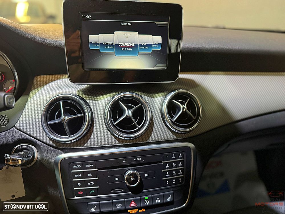 Mercedes-Benz GLA 200 d 7G-DCT Style - 28