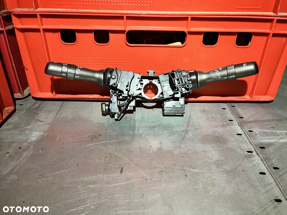 Przełącznik świateł i wycieraczek Lexus Ls460/ 600h 07-12r. - 1