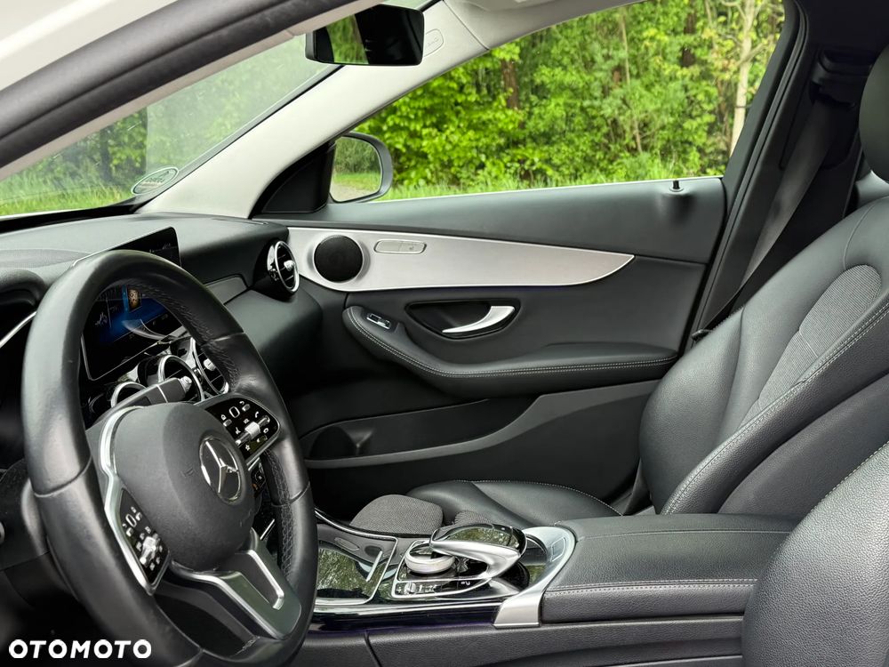 Mercedes-Benz Klasa C 300 e 9G-TRONIC Avantgarde - 8
