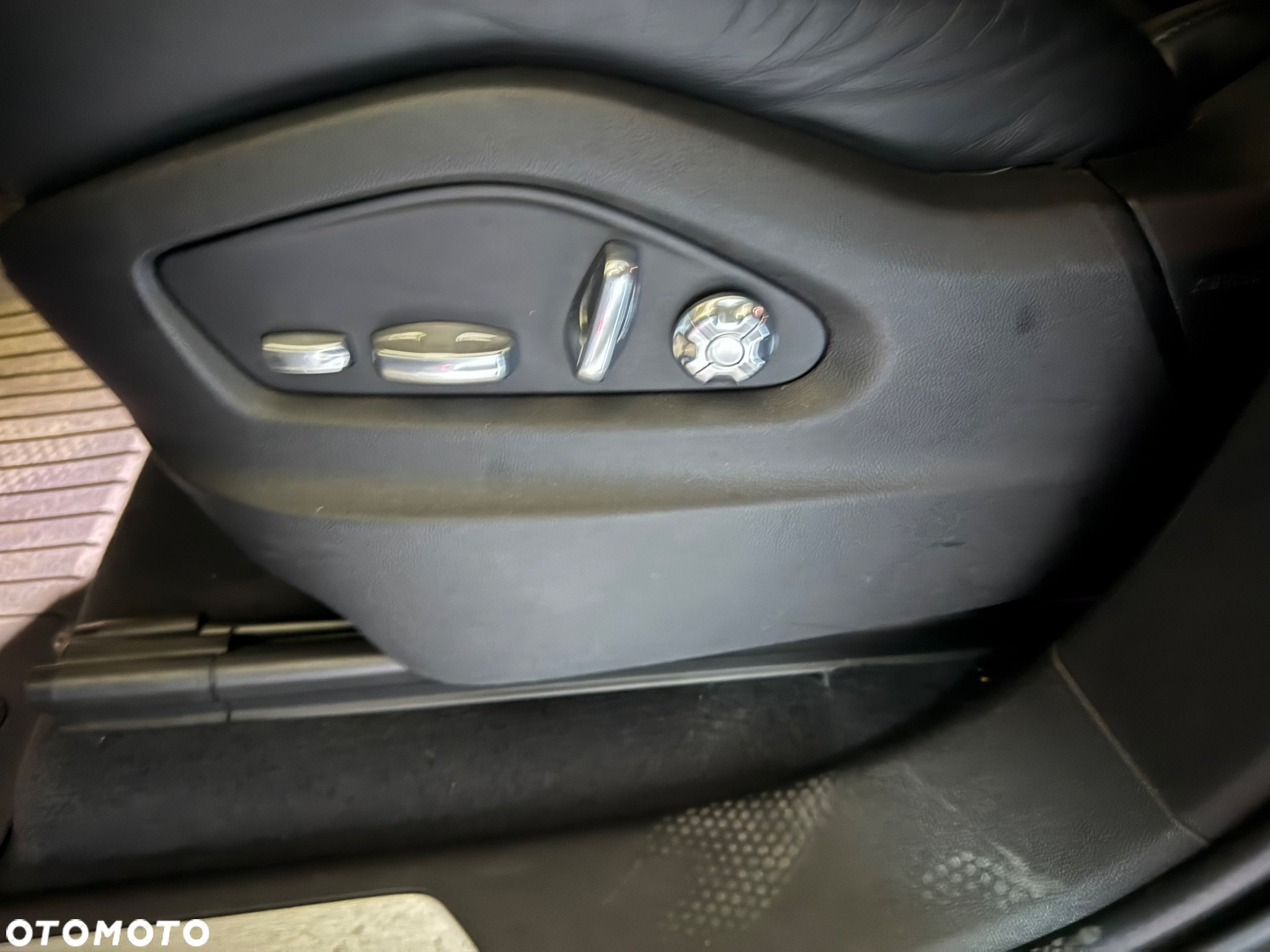 Porsche Cayenne E-Hybrid - 16