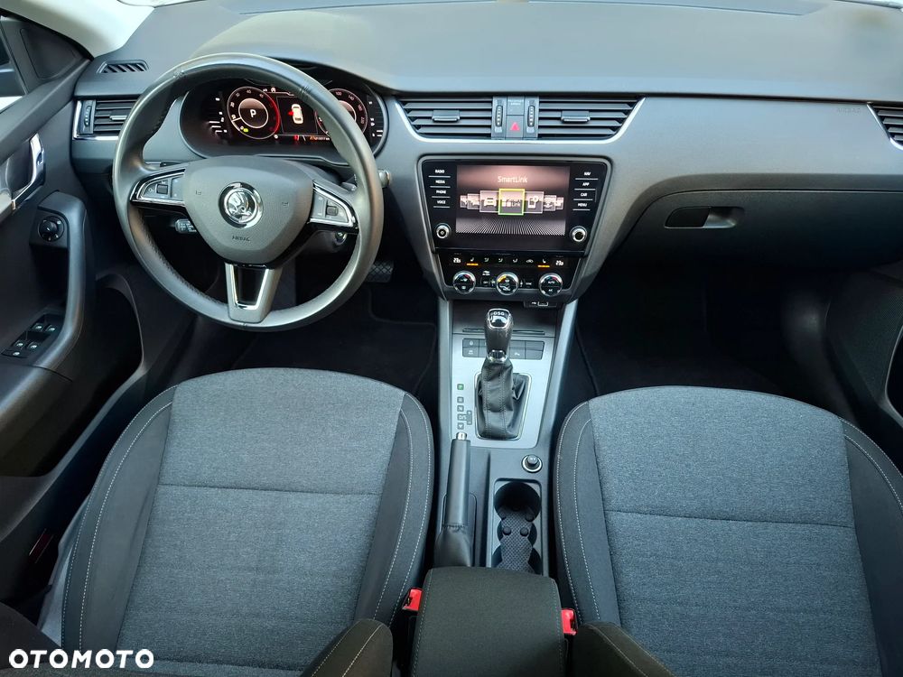 Skoda Octavia 2.0 TDI DSG Soleil - 8