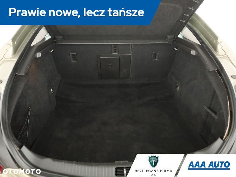 Opel Insignia - 12