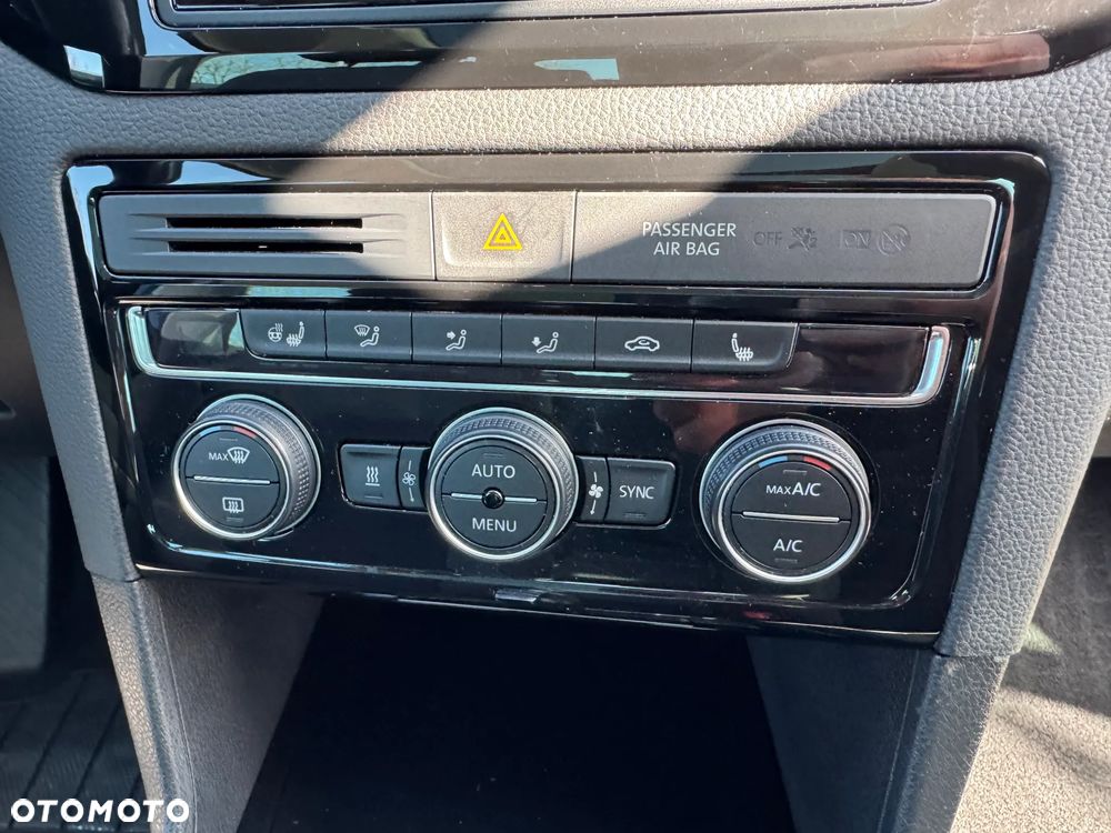 Volkswagen Golf Sportsvan 2.0 TDI (BlueMotion Technology) DSG Highline - 25