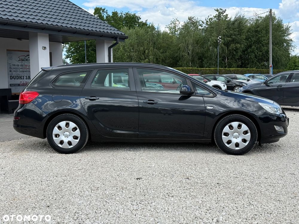 Opel Astra 1.4 T Cosmo - 13