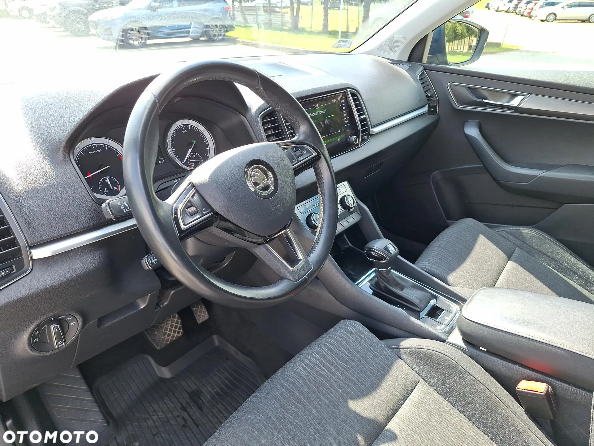 Skoda Karoq 1.5 TSI ACT 4x2 Style DSG - 9