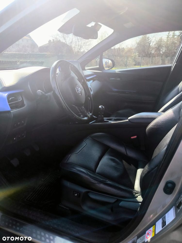 Toyota C-HR 1.2 T Active - 2