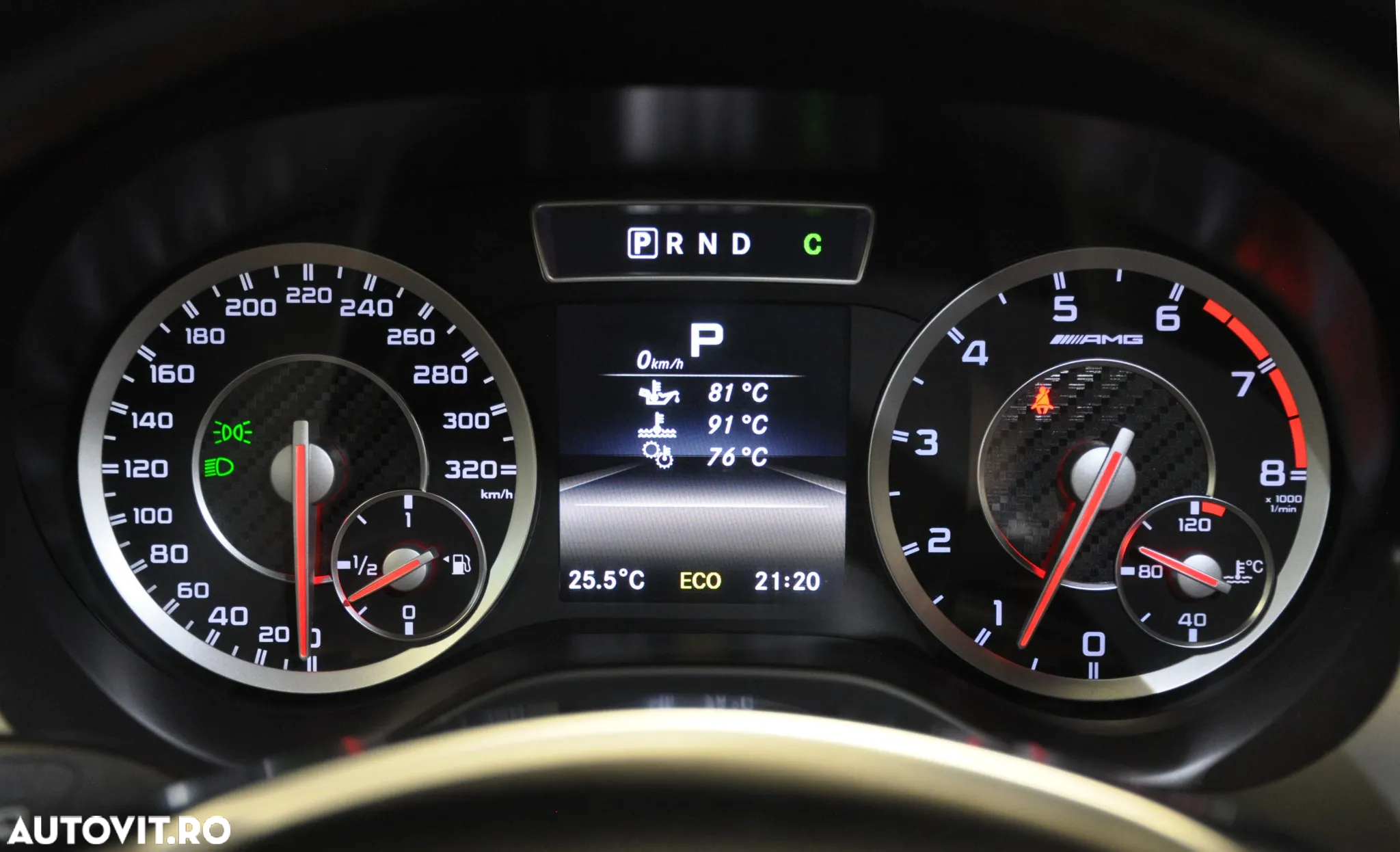 Mercedes-Benz A 45 AMG 4MATIC Aut. - 24