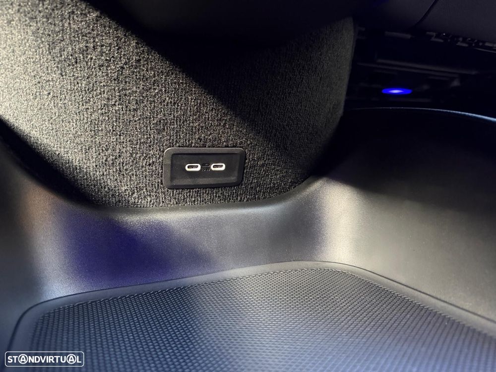 Mercedes-Benz EQE - 41