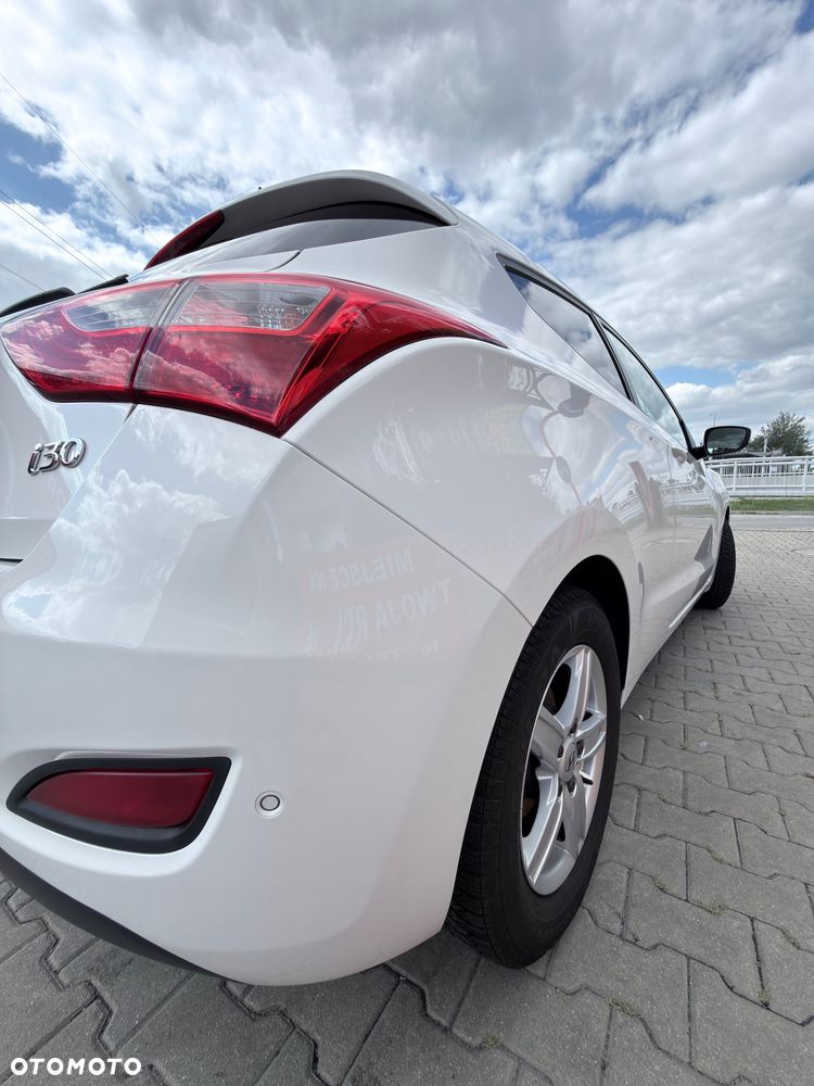 Hyundai i30 1.6 CRDi Premium - 12