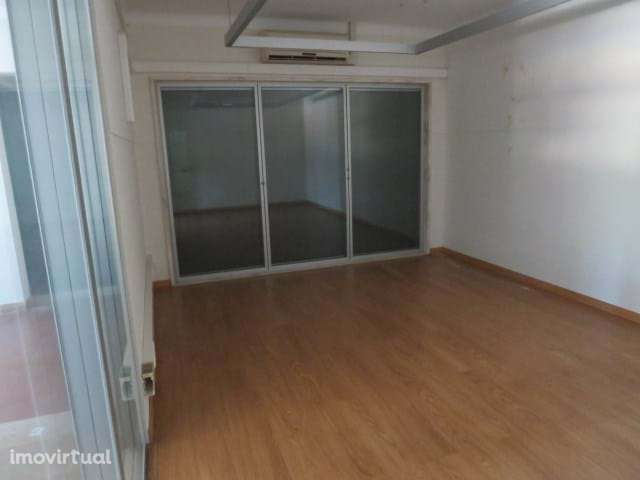 Armazéns Industriais - Grande imagem: 3/14