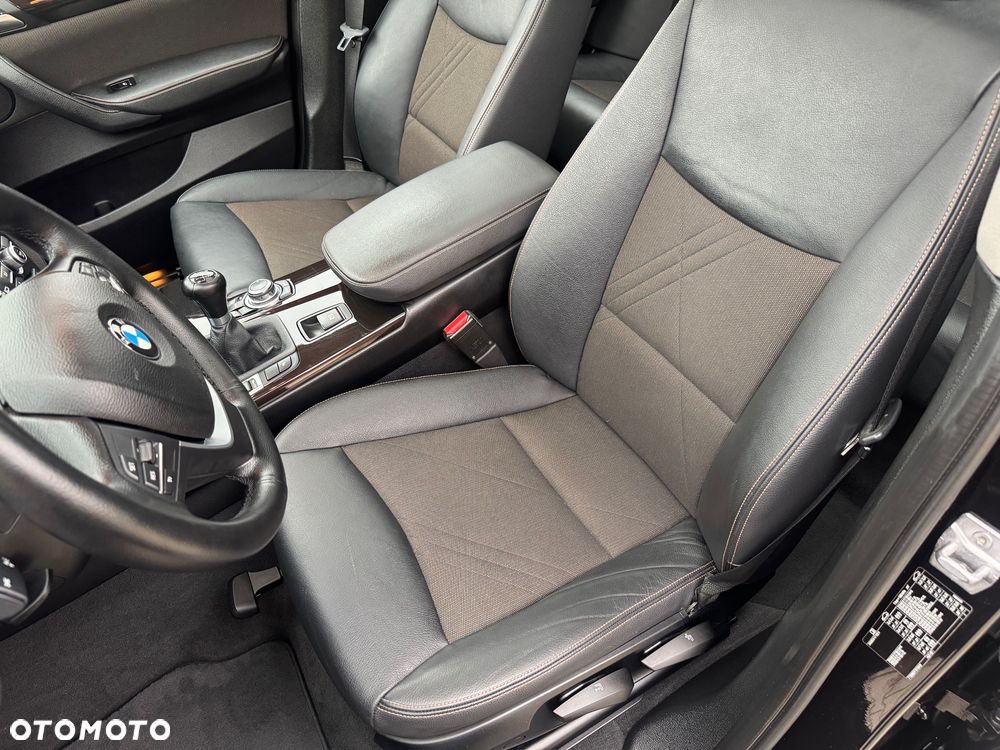 BMW X3 sDrive18d xLine - 33