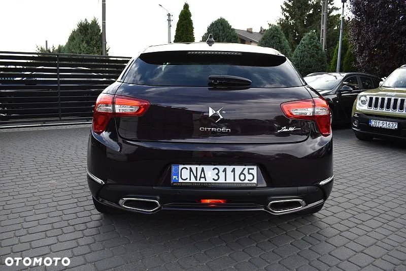 Citroën DS5 e-HDi 115 EGS6 SoChic - 28