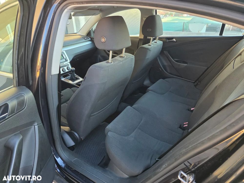 Volkswagen Passat 2.0TDI Trendline DPF - 7