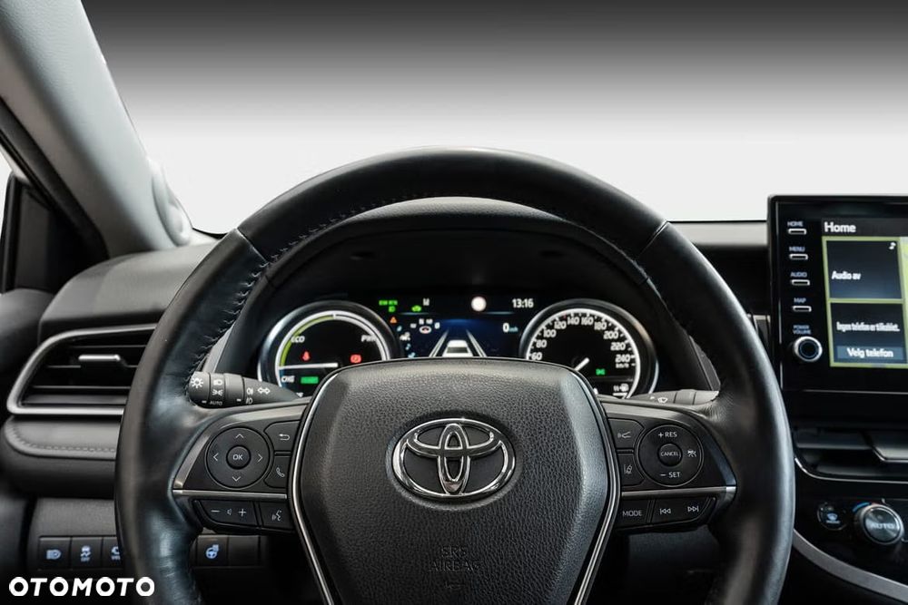 Toyota Camry 2.5 Hybrid Comfort CVT - 16