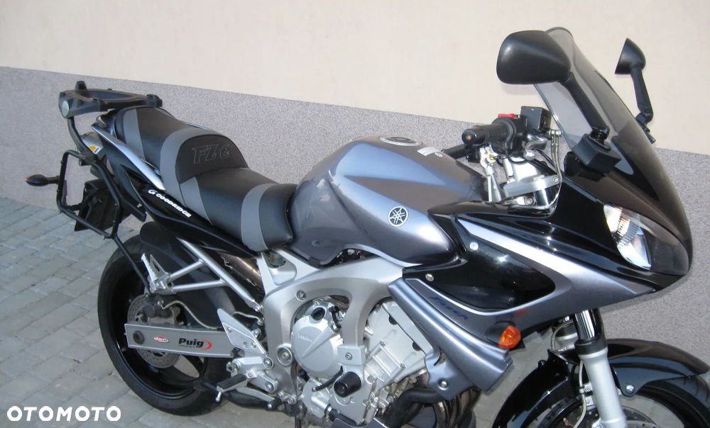 Yamaha FZ6 - 2