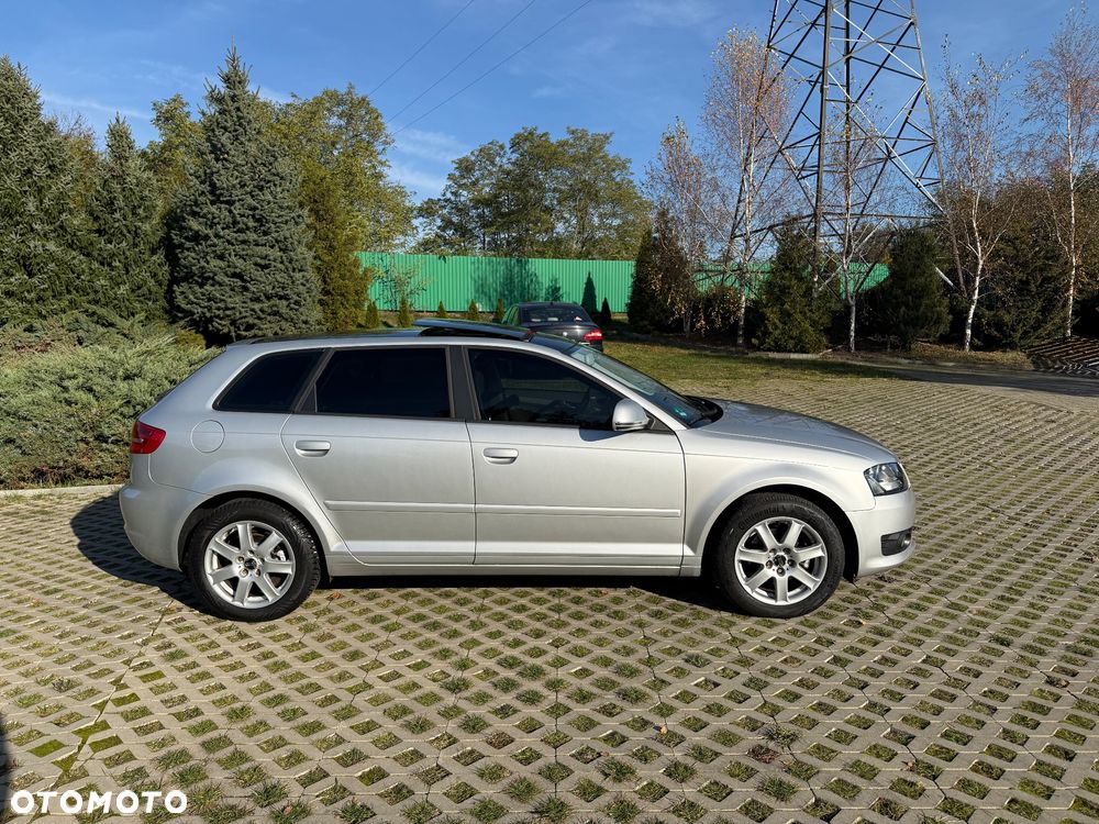 Audi A3 Sportback 1.6 Attraction - 5