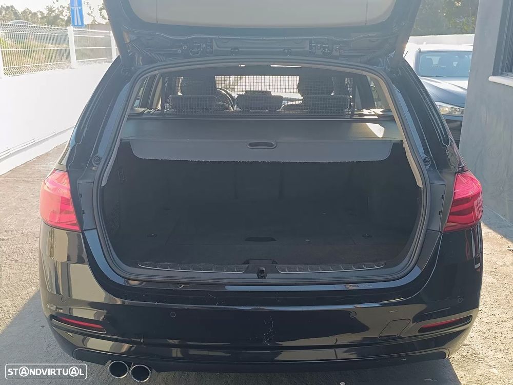 BMW 320 d Edition Luxury Line Purity - 9