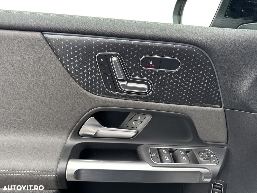 Mercedes-Benz EQB 300 4MATIC - 14