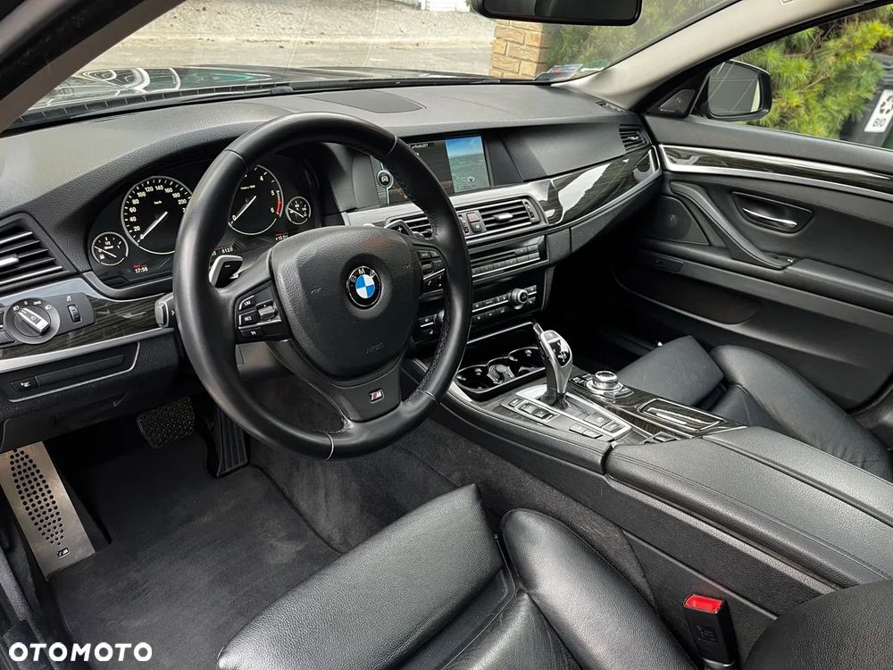 BMW Seria 5 525d xDrive - 6