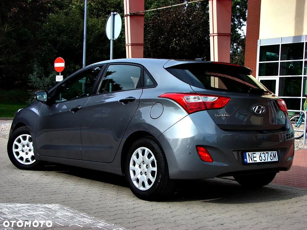 Hyundai i30 1.4 Intro Edition - 3