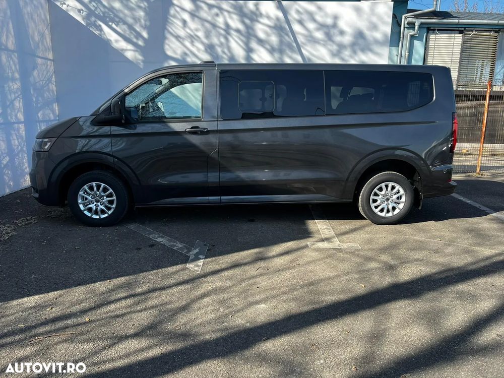 Volkswagen Caravelle - 2