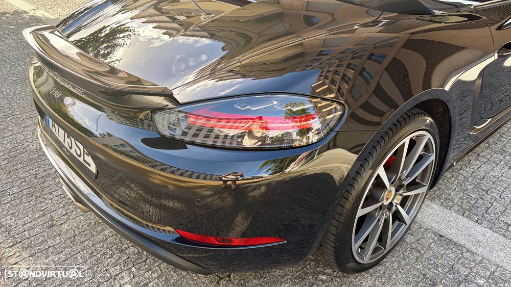 Porsche 718 - 17