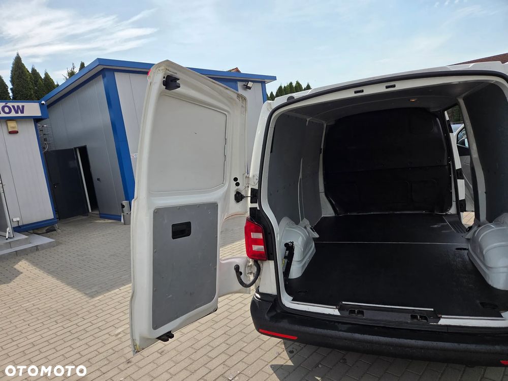 Volkswagen Transporter L2H1 - 16