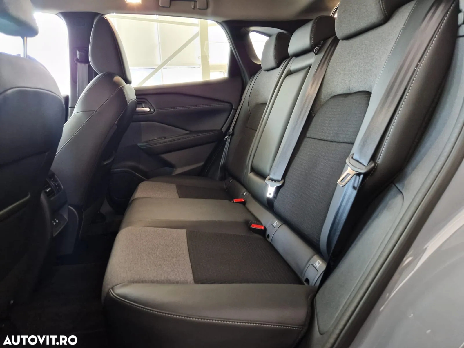 Nissan Qashqai 1.3 l Mild-Hybrid X-Tronic N-Connecta - 24