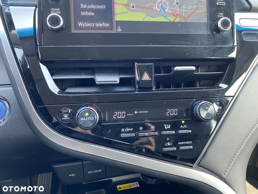 Toyota Camry 2.5 Hybrid Executive CVT - 15